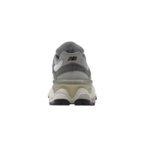 9060 Sneakers