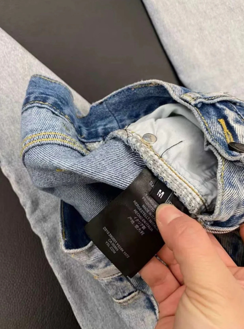 Script Straight-leg Jeans