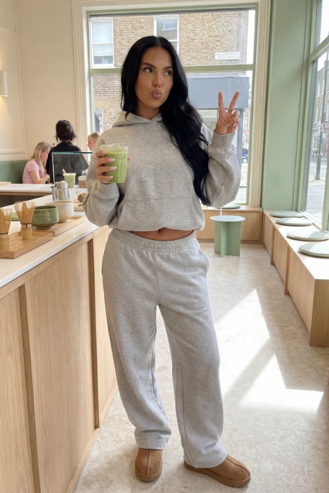 VIRAL OUTFIT – Cozy Date